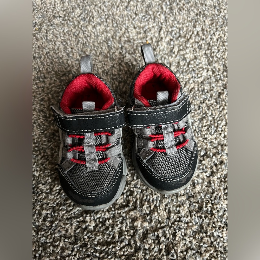 Striderite shoes 3c
